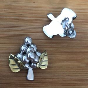 $78 Vintage Clip On Estate Earrings   Sterling   Marked JG108 MEXICO  15.3 grams